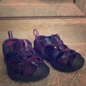 Keen shoes - toddler